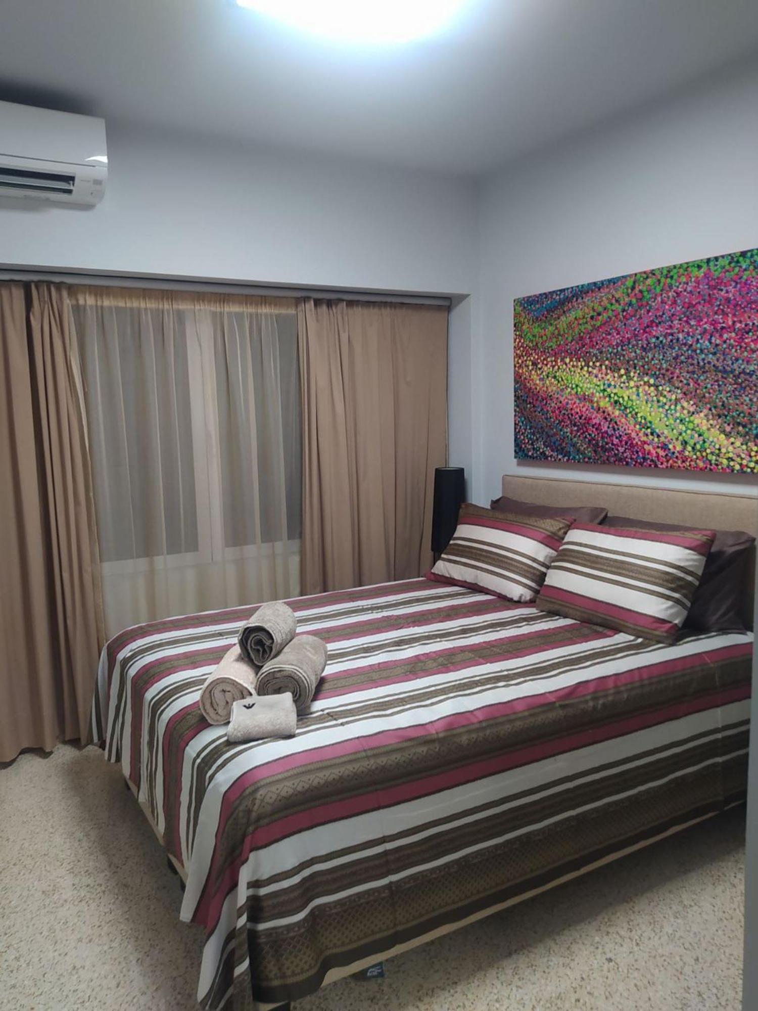 Praxitelous Apartments By Athens Urban Retreat Bagian luar foto